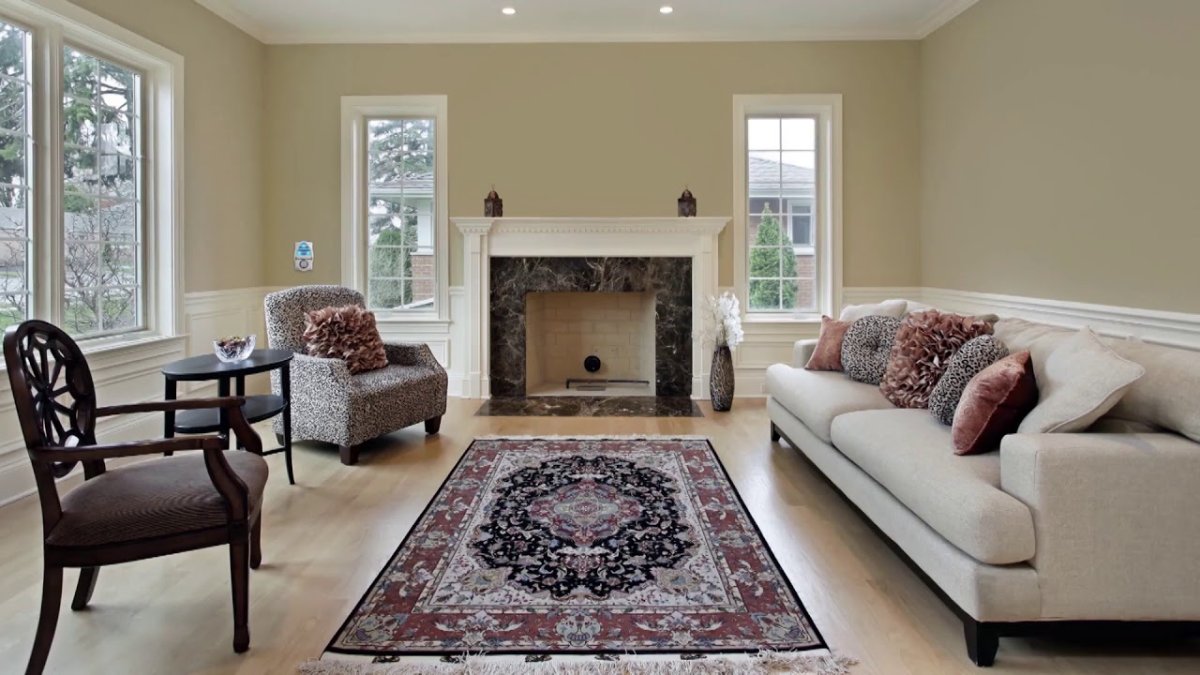 Интерьер гостиной без ковра