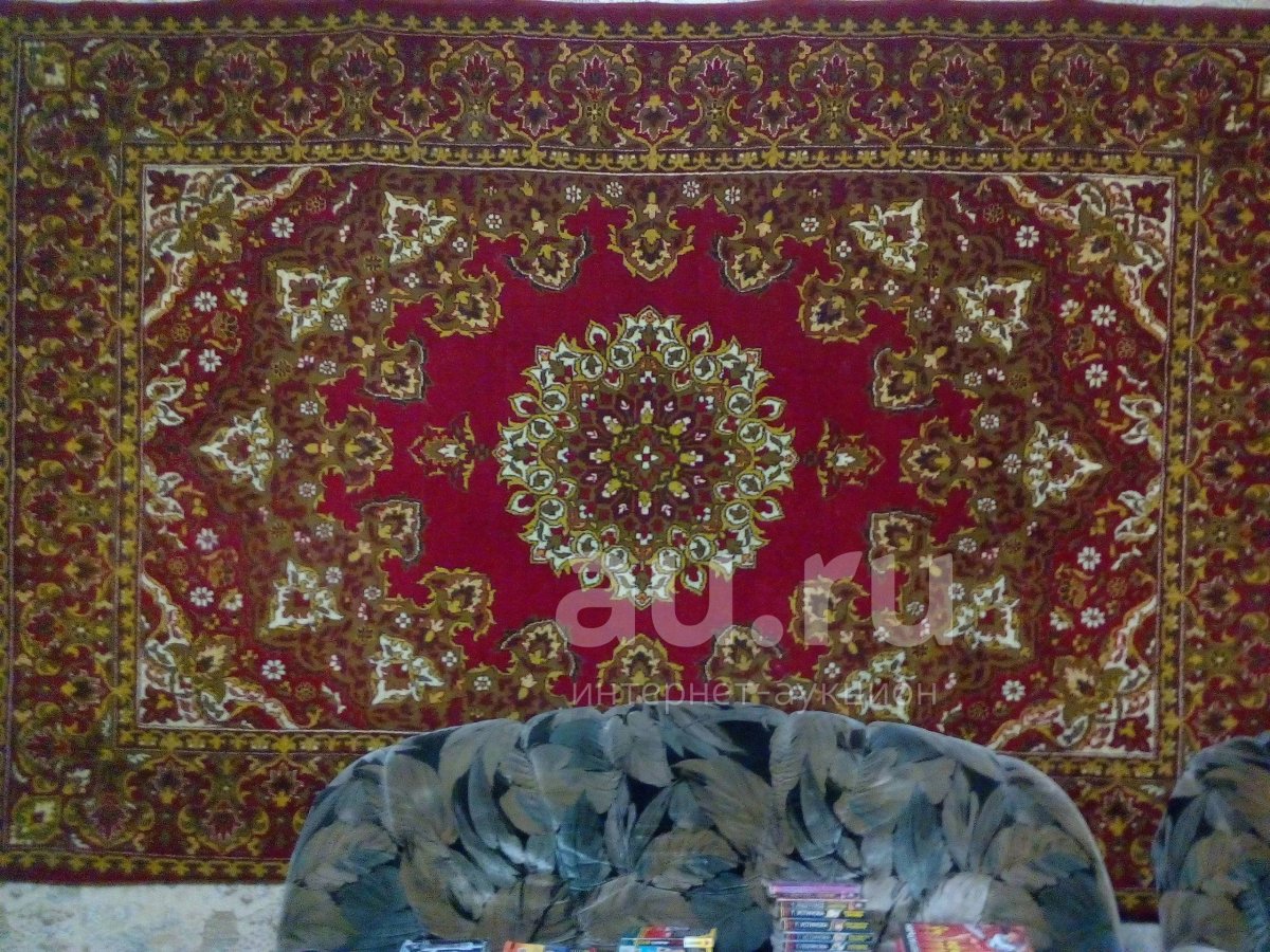 Советский ковер в туалете