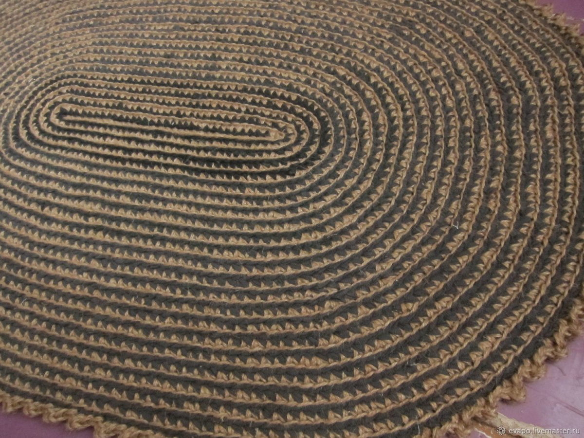 Плетеные коврики из джута