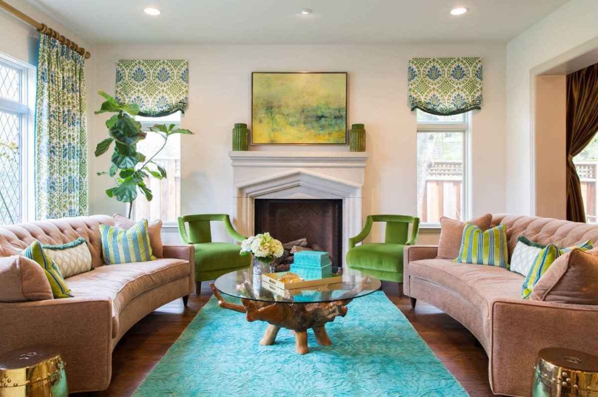 Оливковые стены в интерьере гостиной