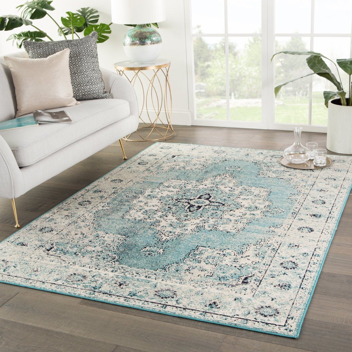 Красивый ковер бирюзовый