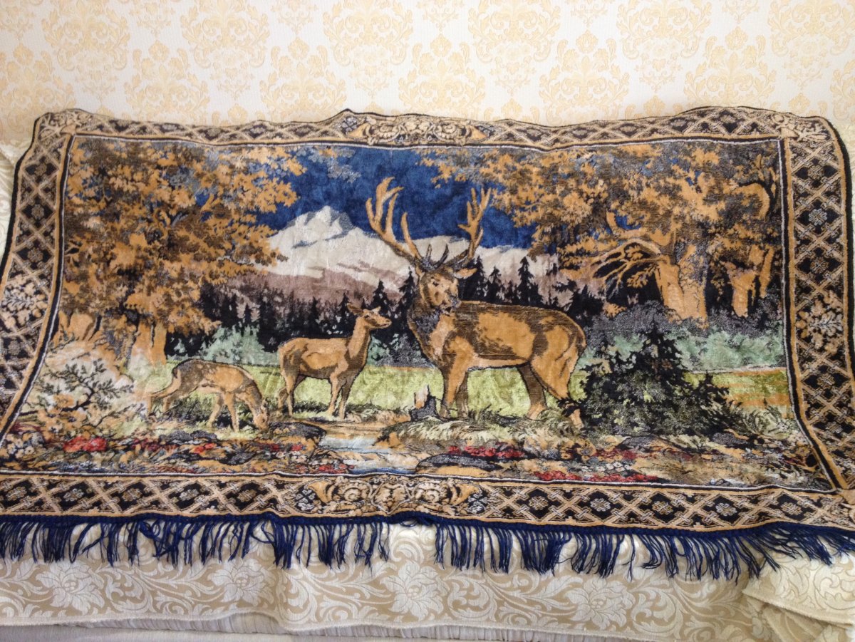 Настенные ковры в современном интерьере