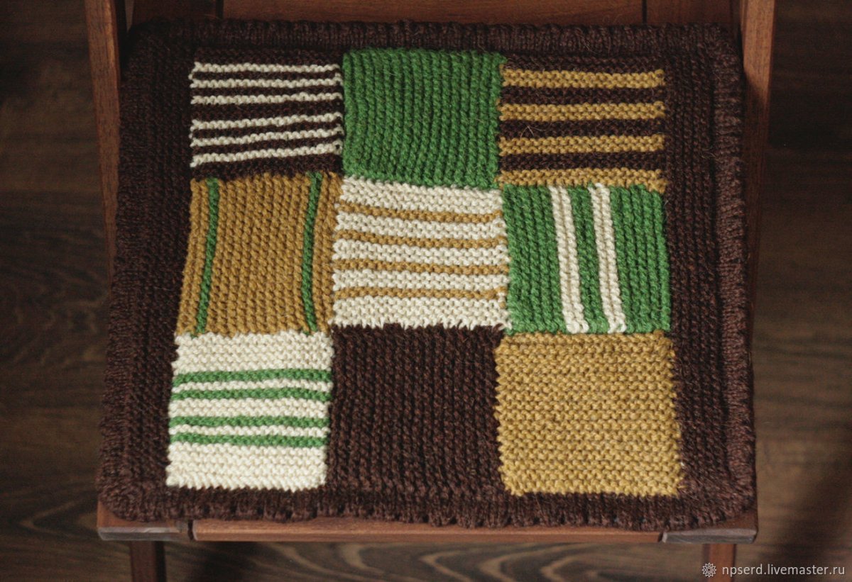 Сидушки на табуретки