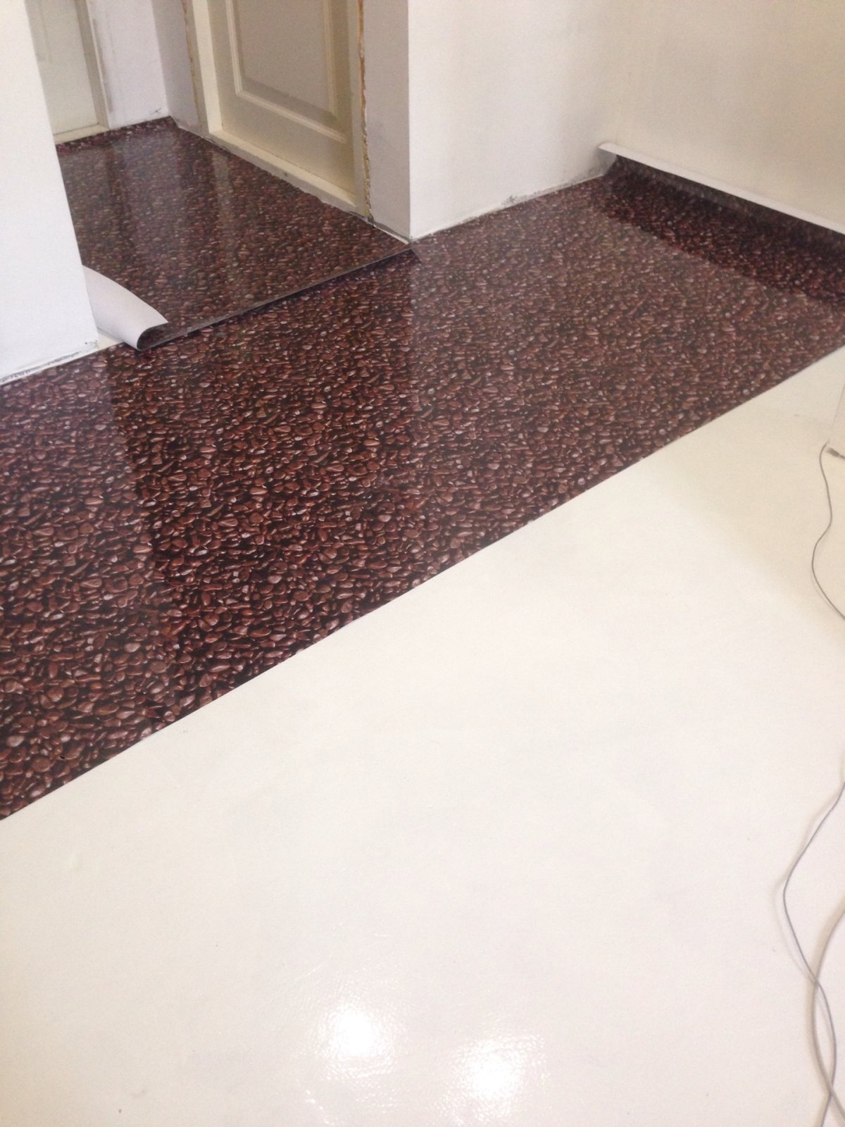 Наливной пол в коридоре