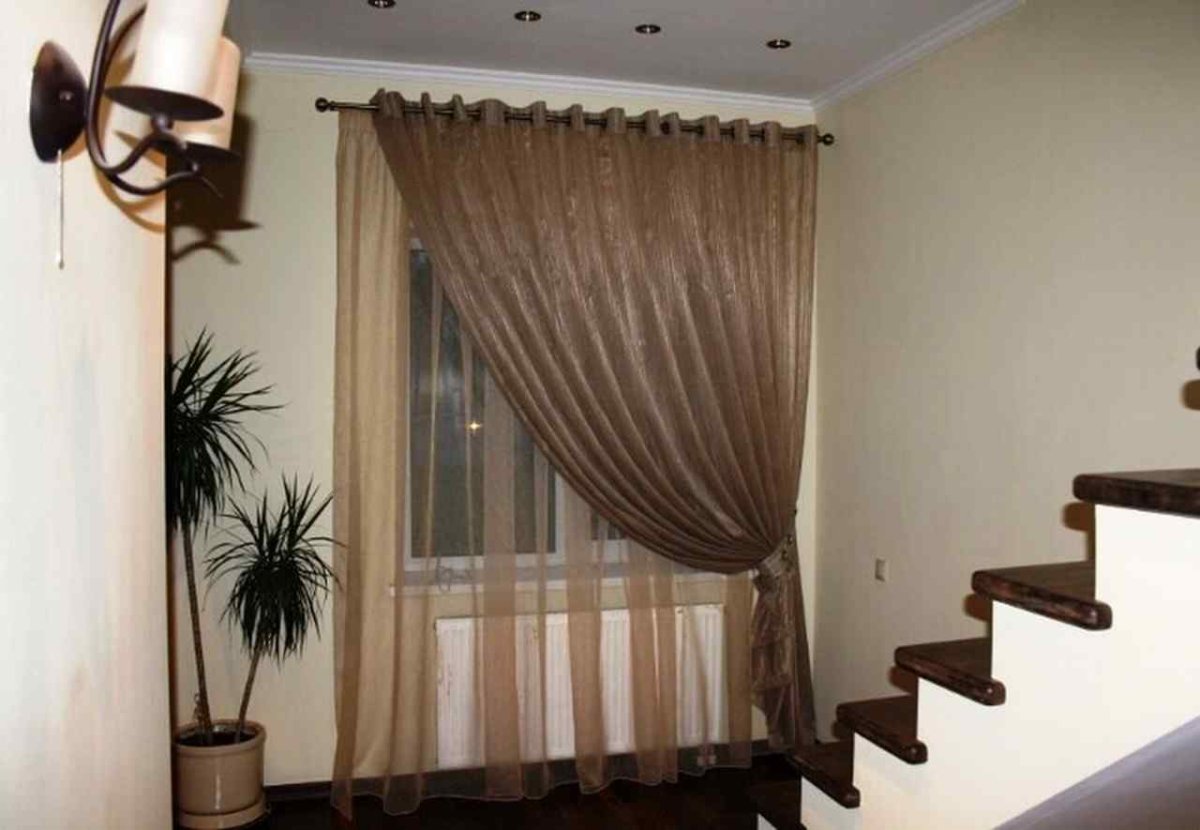 Занавески на лестничный пролет