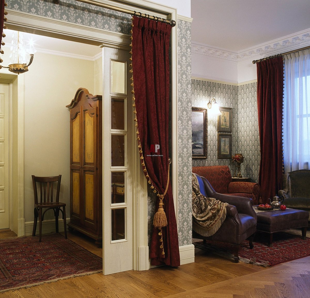 Шторы на дверной проем в гостиную