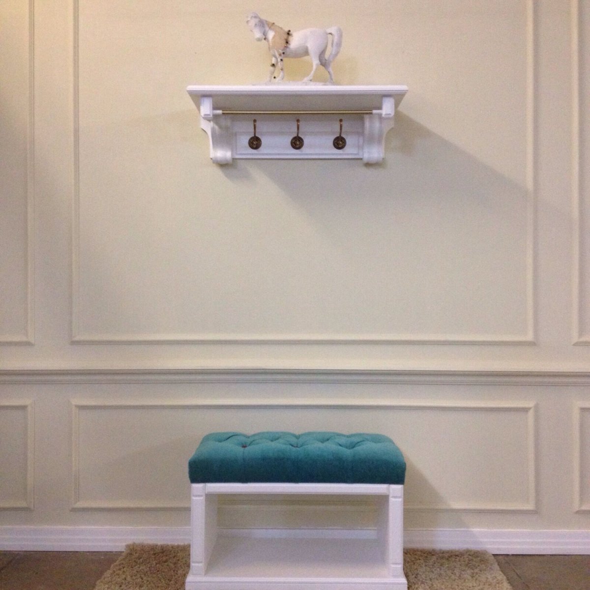 Скамья в классическом стиле