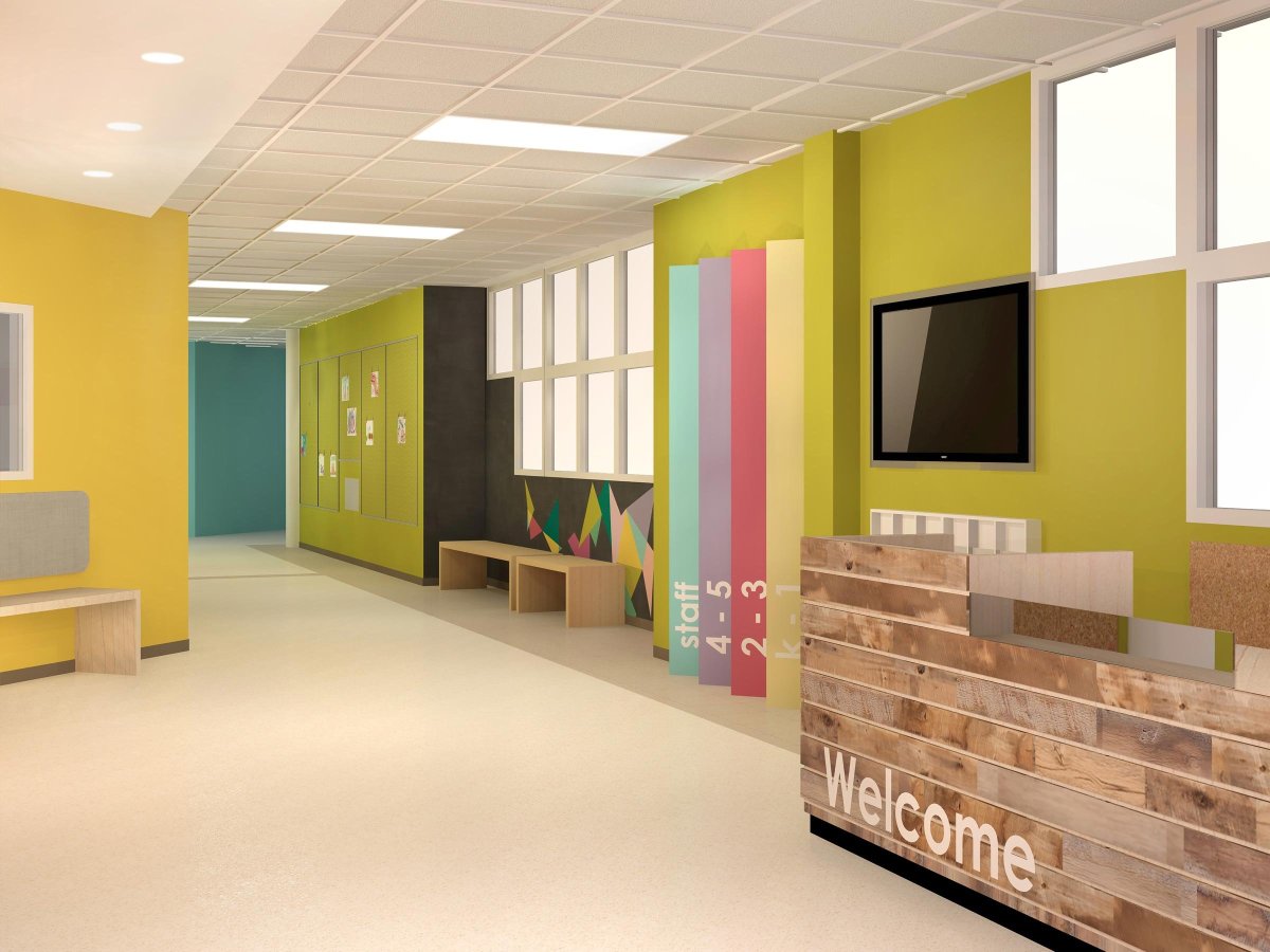 Покраска стен в школе