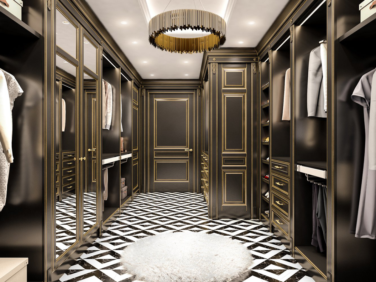 Кладовка в прихожей