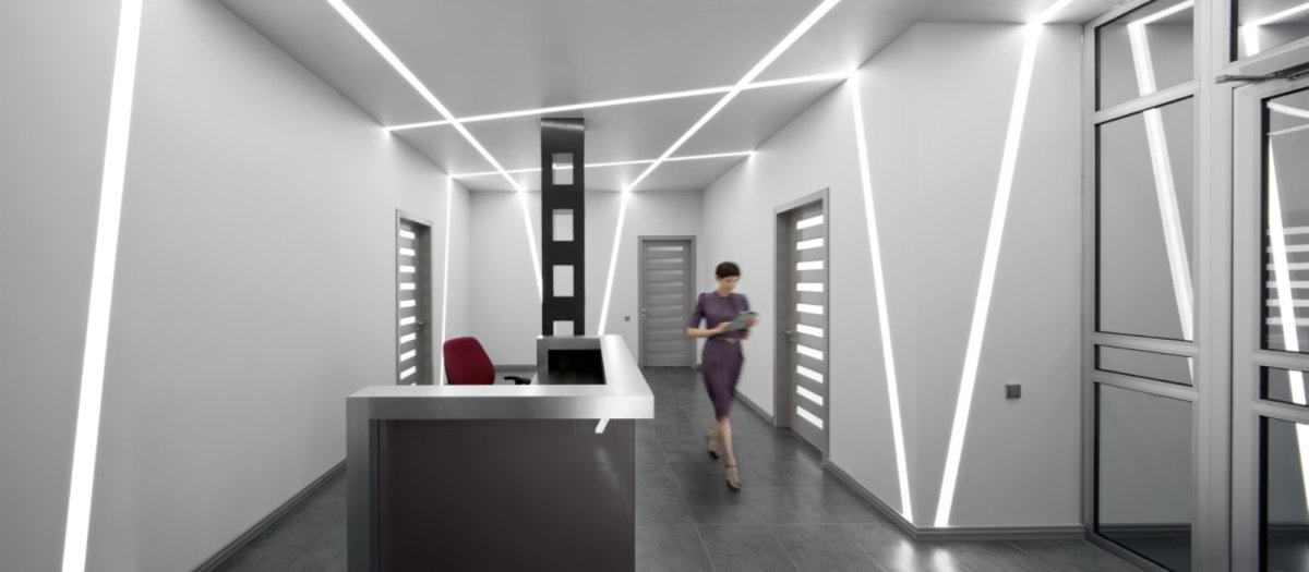 Светодиодный коридор ломаные линии