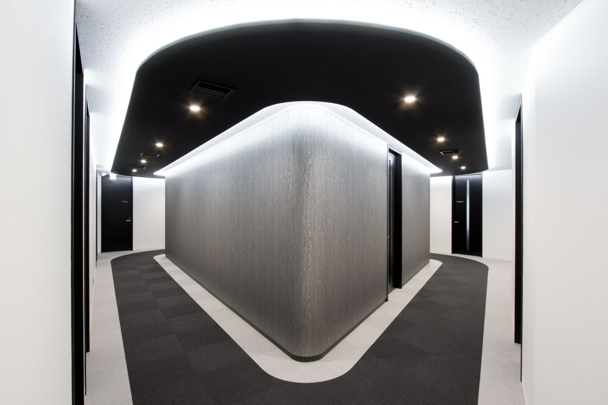 Коридор в стиле Техно