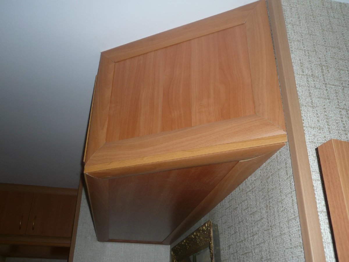 Антресоли в коридоре