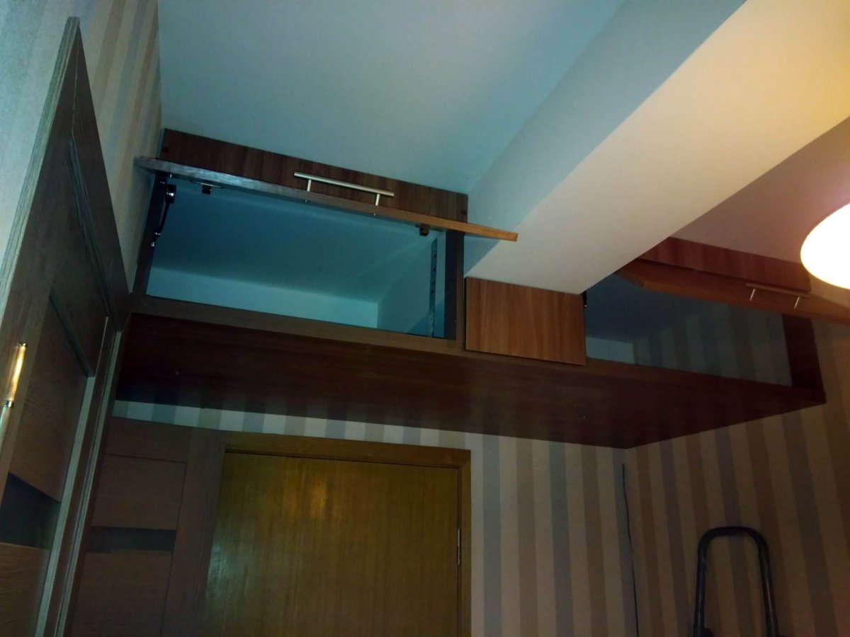 Подсветка антресоли