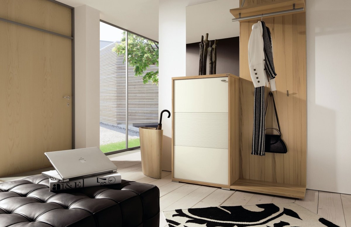 Прихожая в современном стиле