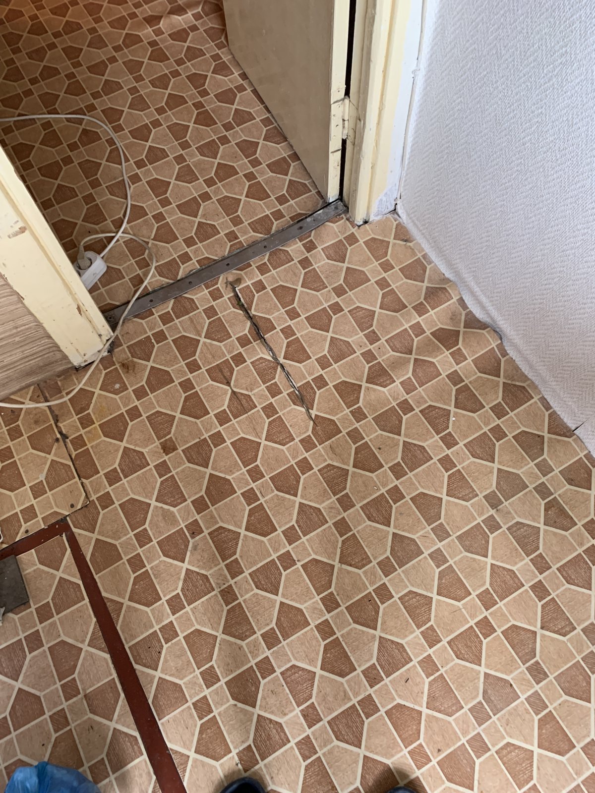 Линолеум кухни в хрущевку