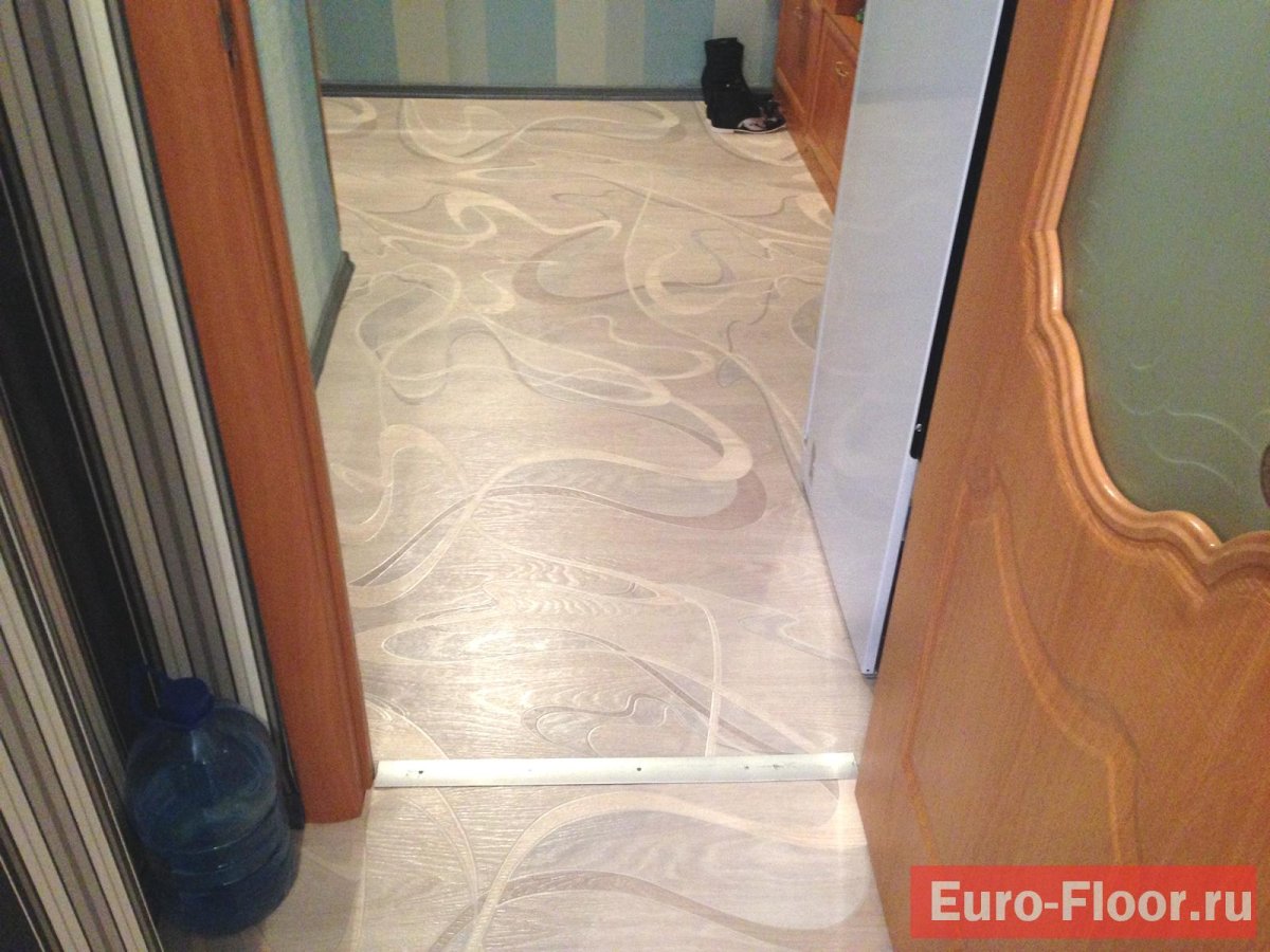 Линолеум в коридор и на кухню
