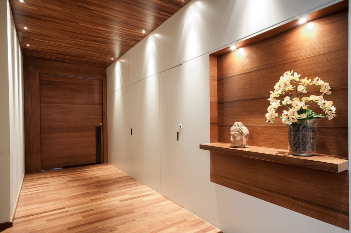 Отделка прихожей