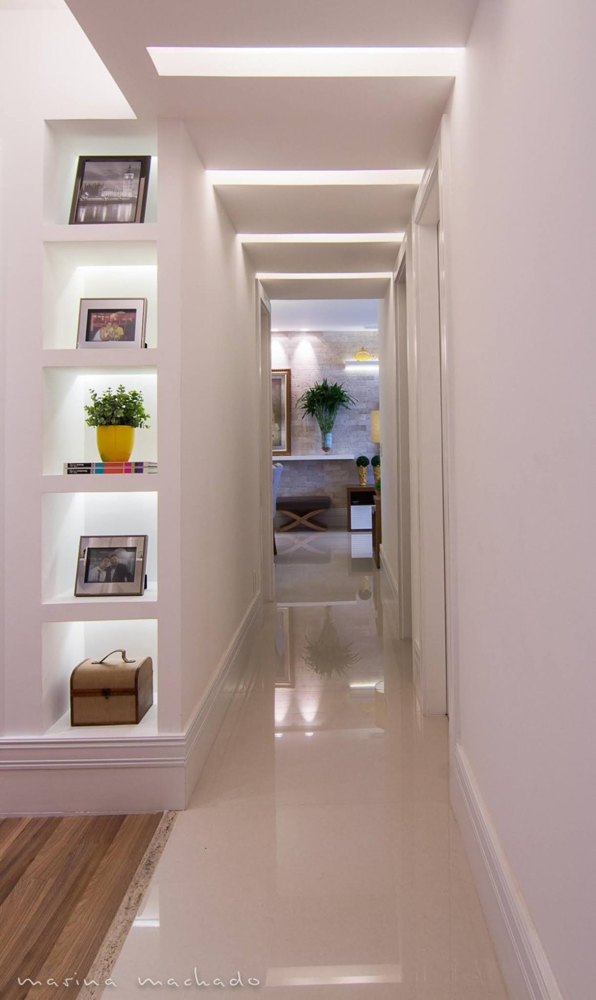 Красивые ниши в стене