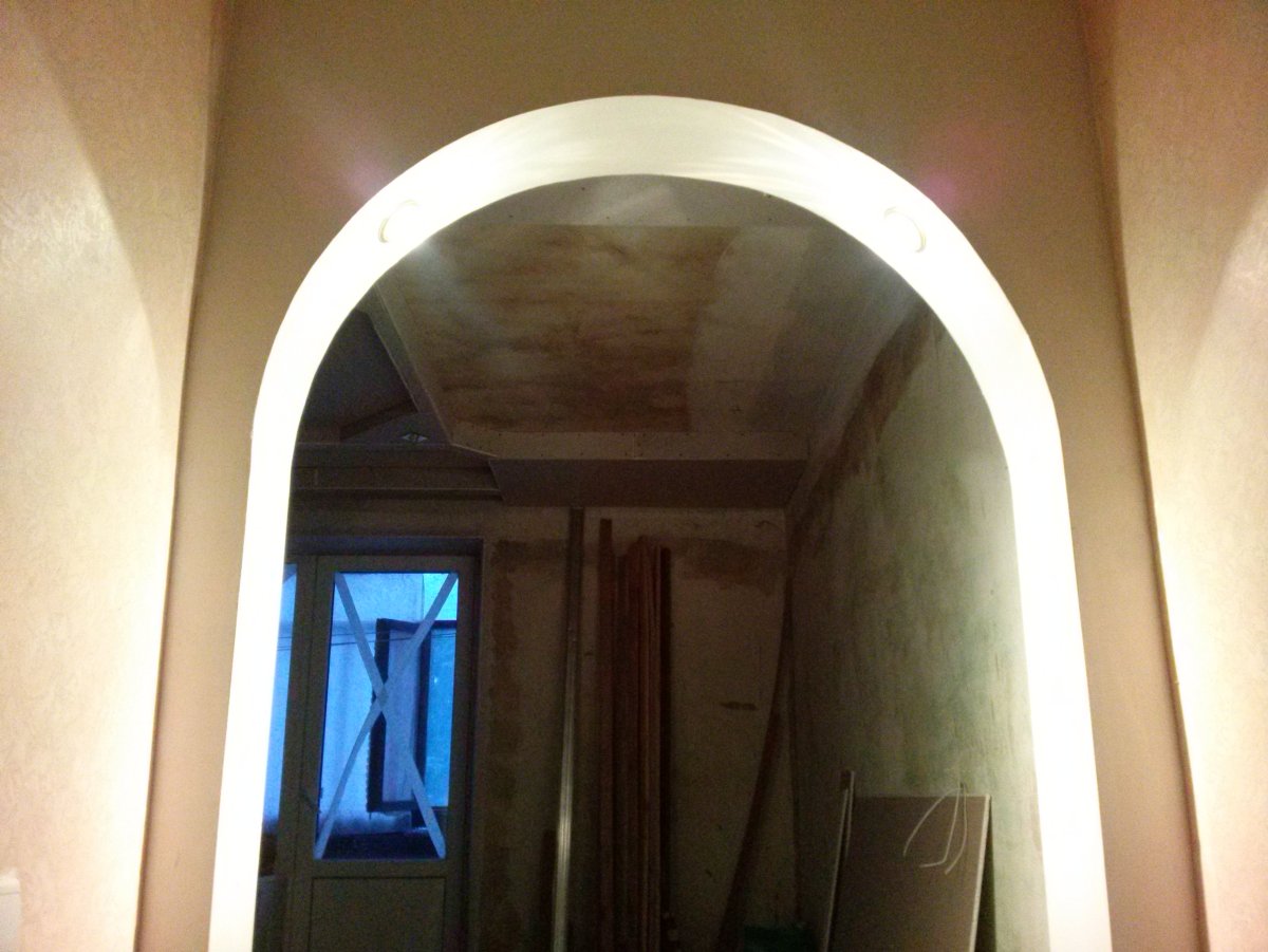 Арка в прихожей