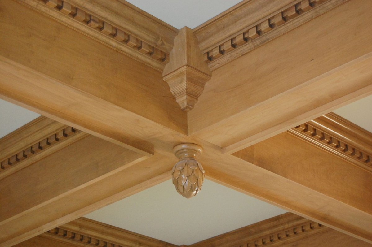 Карниз для кессонного потолка