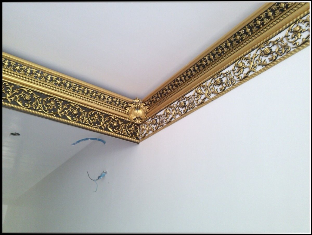 Карниз из полиуретана c339