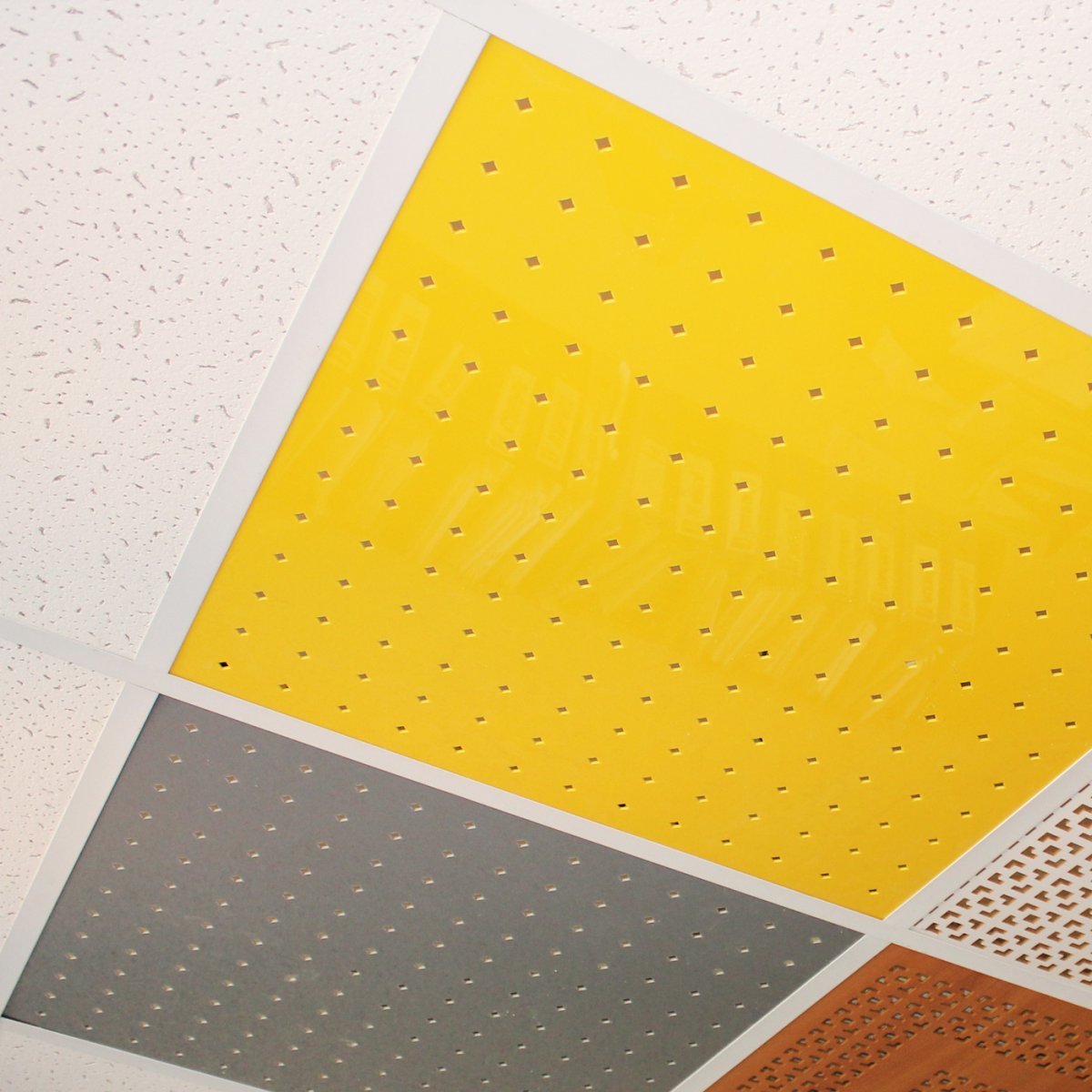 Кессонный потолок Армстронг