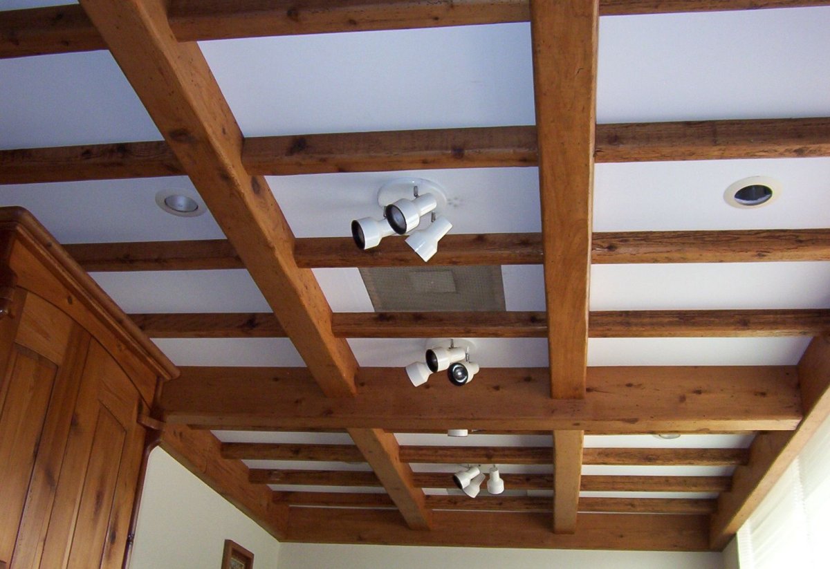 Фальшбалки в доме из бруса