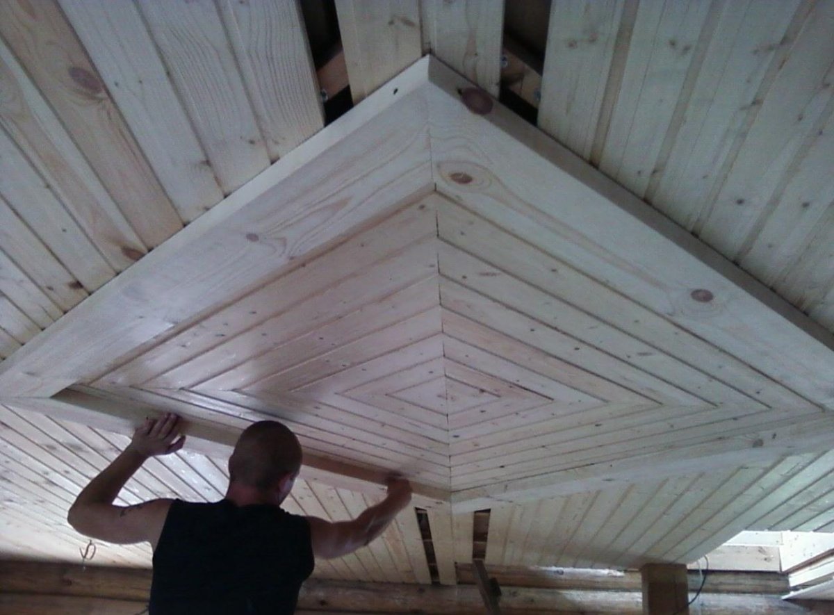 Подшивка деревянного потолка