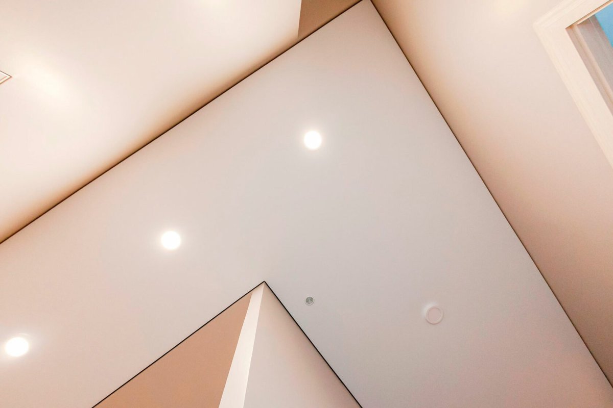 Тканевый натяжной потолок