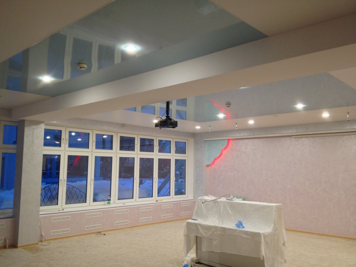 Бесщелевые натяжные потолки EUROKRAAB