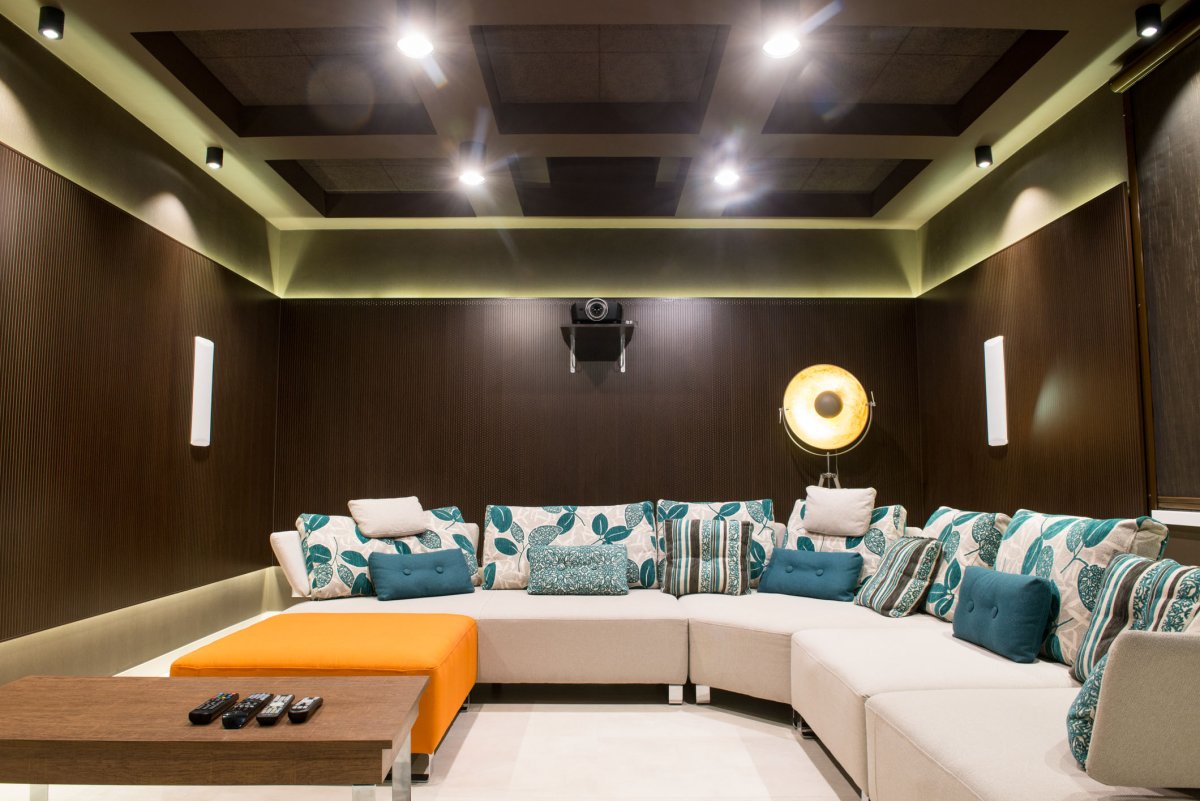 Акустический потолок для домашнего кинотеатра