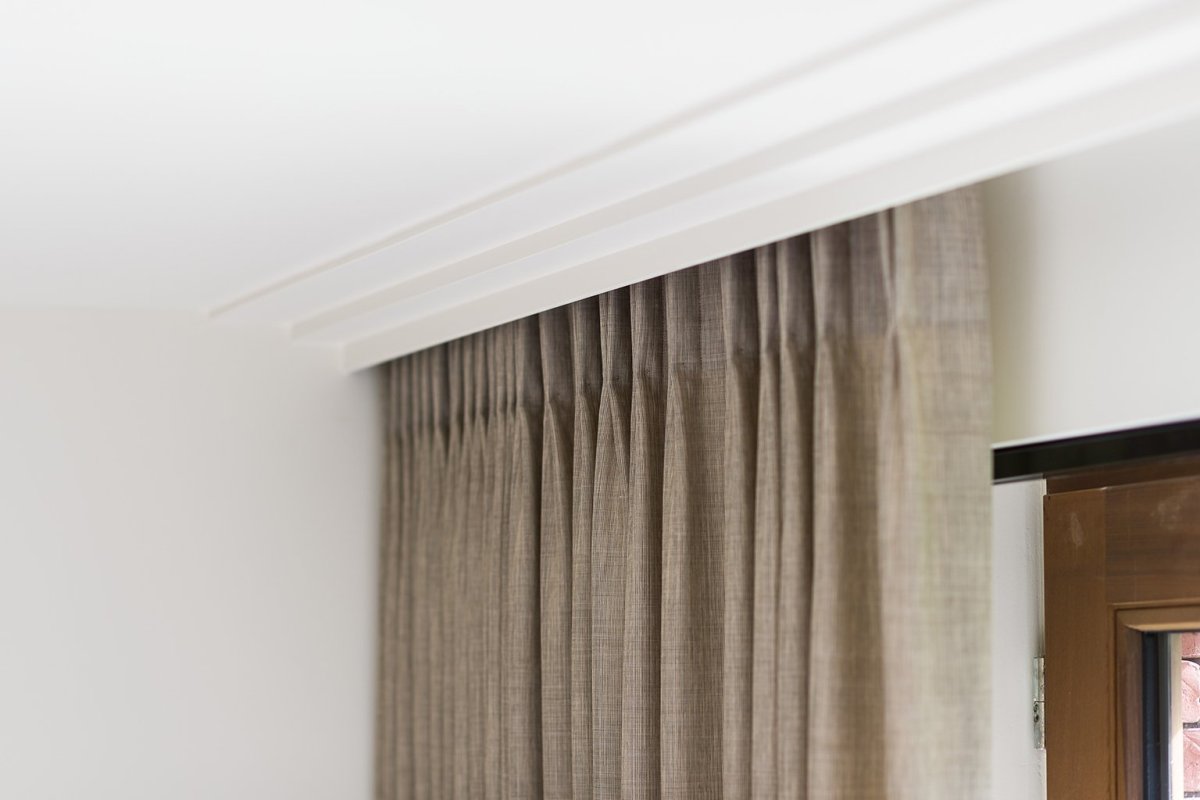 Карниз Orac Decor c392