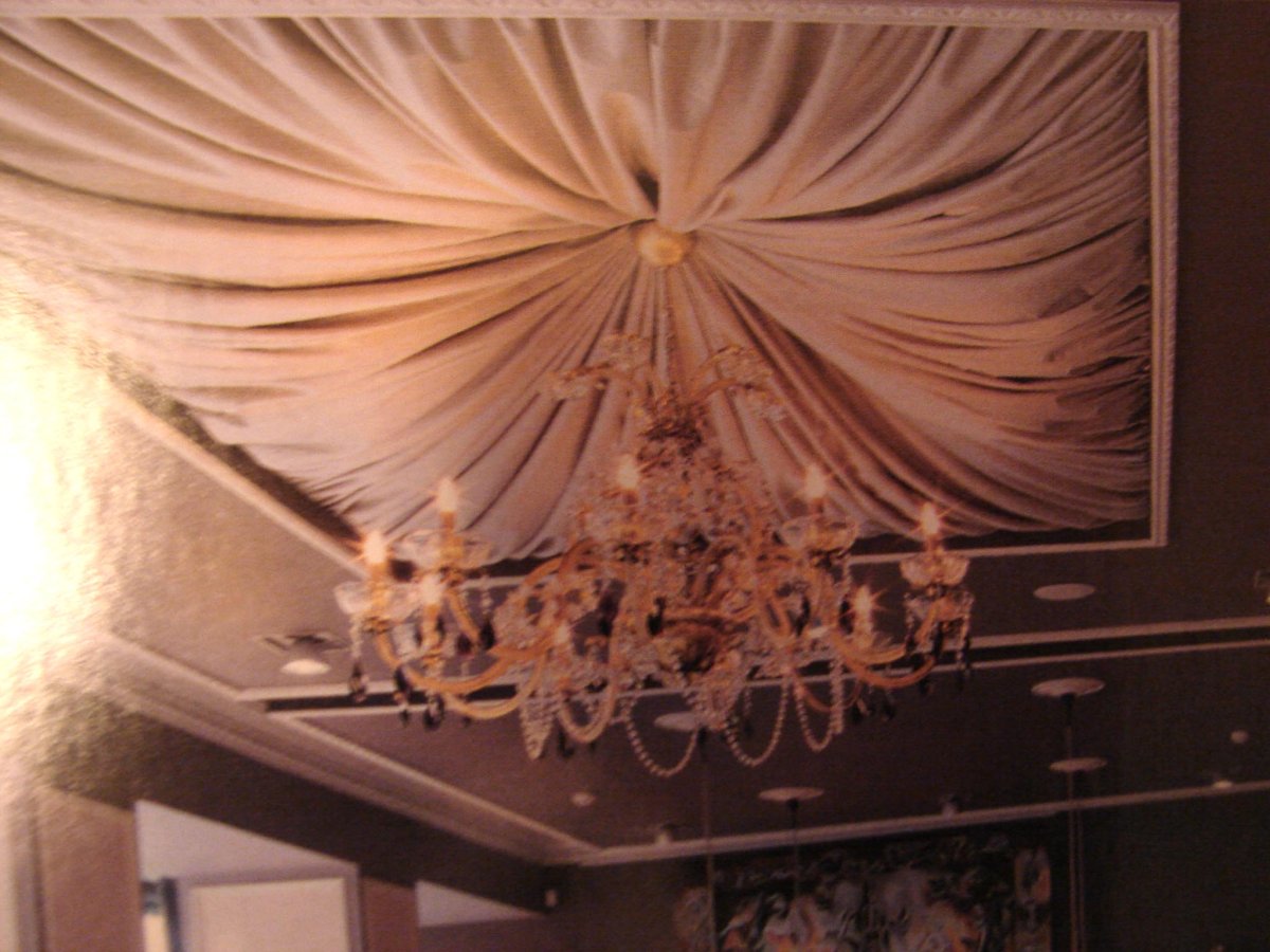 Текстильное украшение потолка