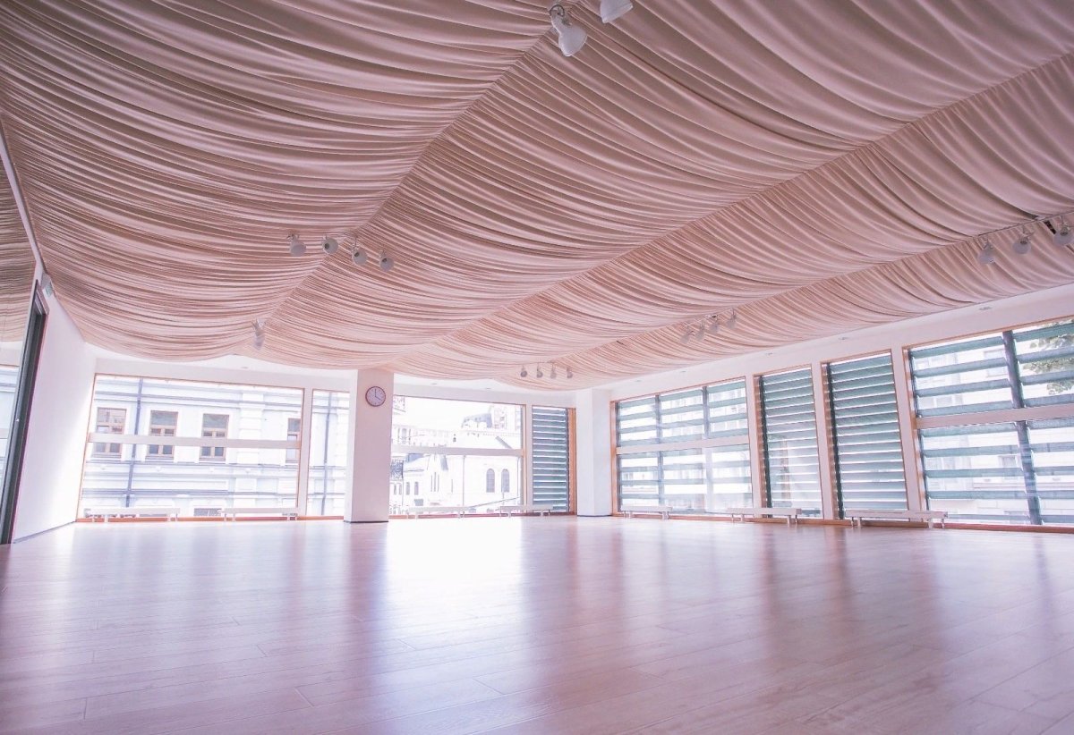 Текстильный потолок