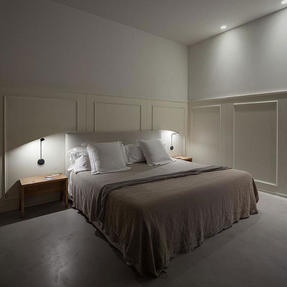 Светодиодный светильник, бра Geometria quarto 18w q-210-White-220-ip44