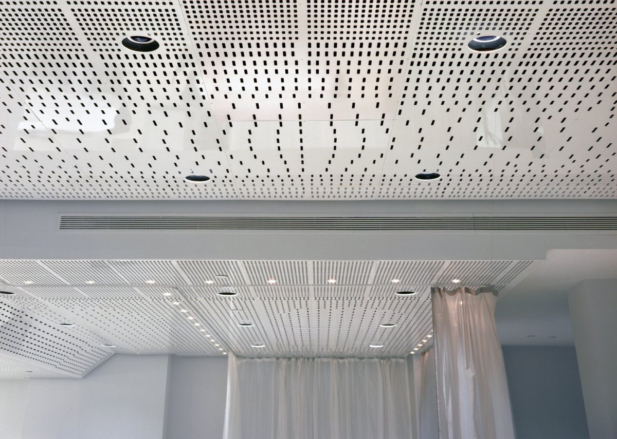 Перфорированные акустические плиты Армстронг