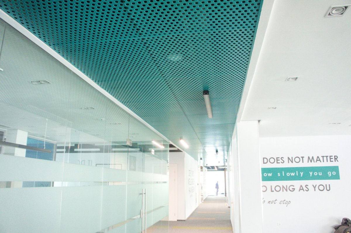 Панели потолочные акустические, из сетки st10, марка "Perfaten Acoustic"