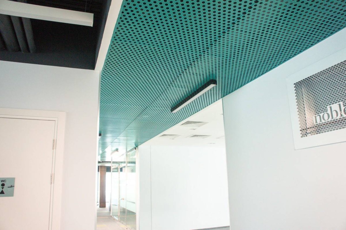 Перфорированный потолок