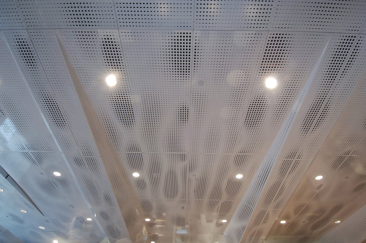 Навесы из перфорированного металла