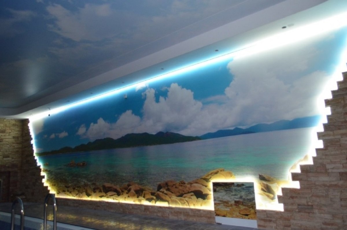 Натяжные потолки с неоновой подсветкой