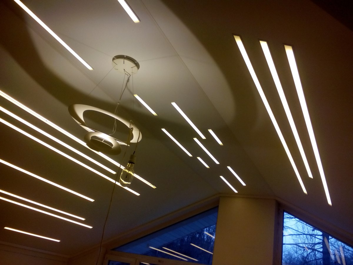 Подвесные световые потолки