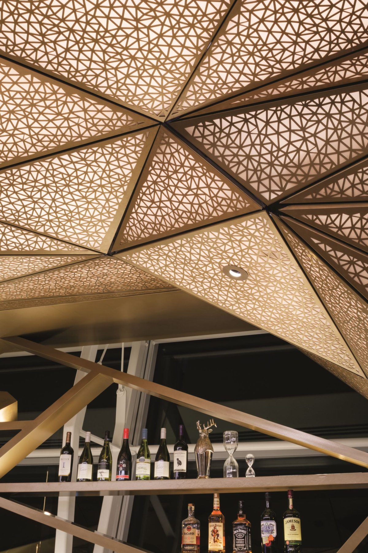 Потолочная плита Retail Tegular 600x600x14 (ретейл Тегуляр) Армстронг