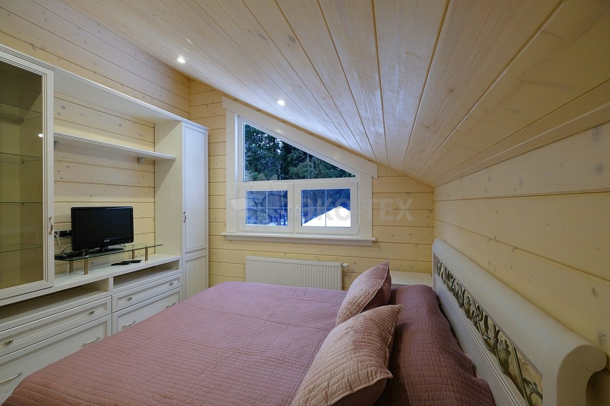 Вагонка штиль на мансарде