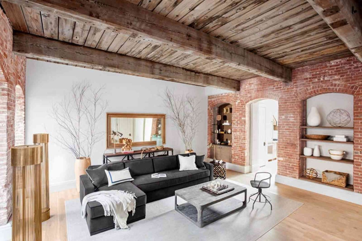Спальня кирпич и дерево