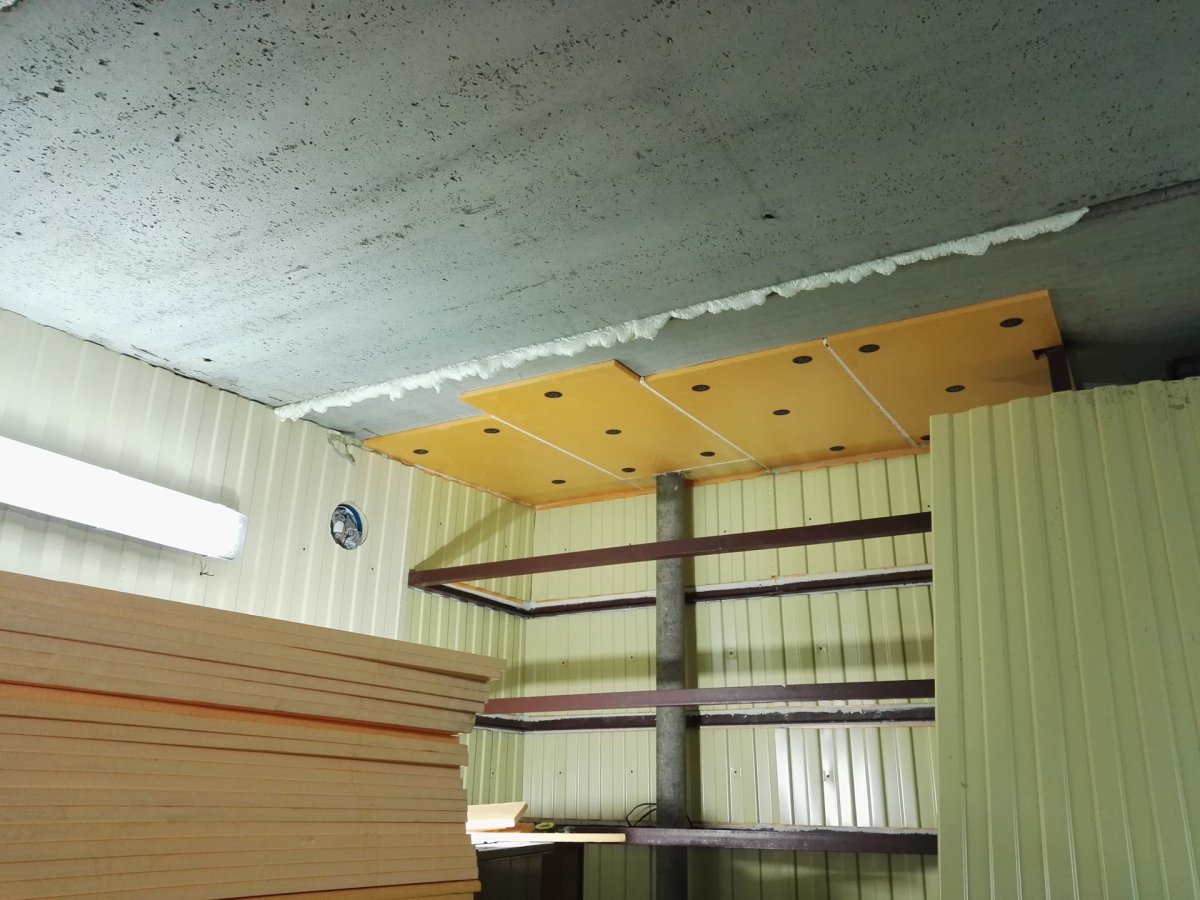 Каркасный звукоизоляционный потолок на подвесах Виброфлекс-к15 (130 мм)