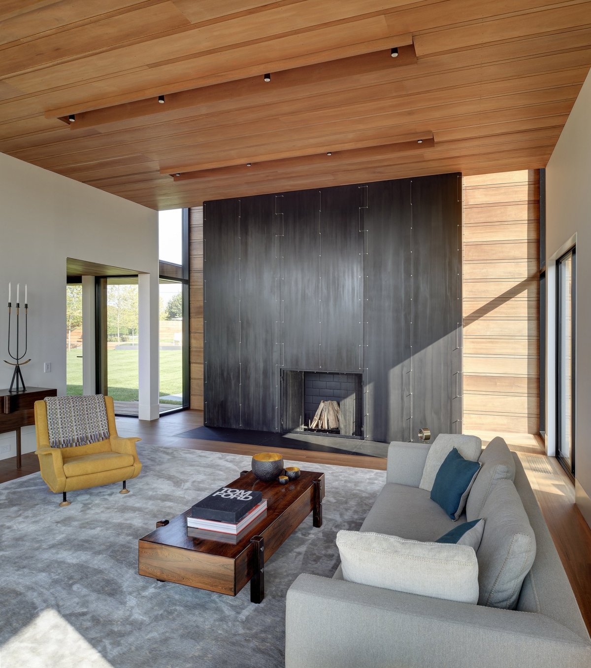 Интерьеры деревянных домов в современном стиле