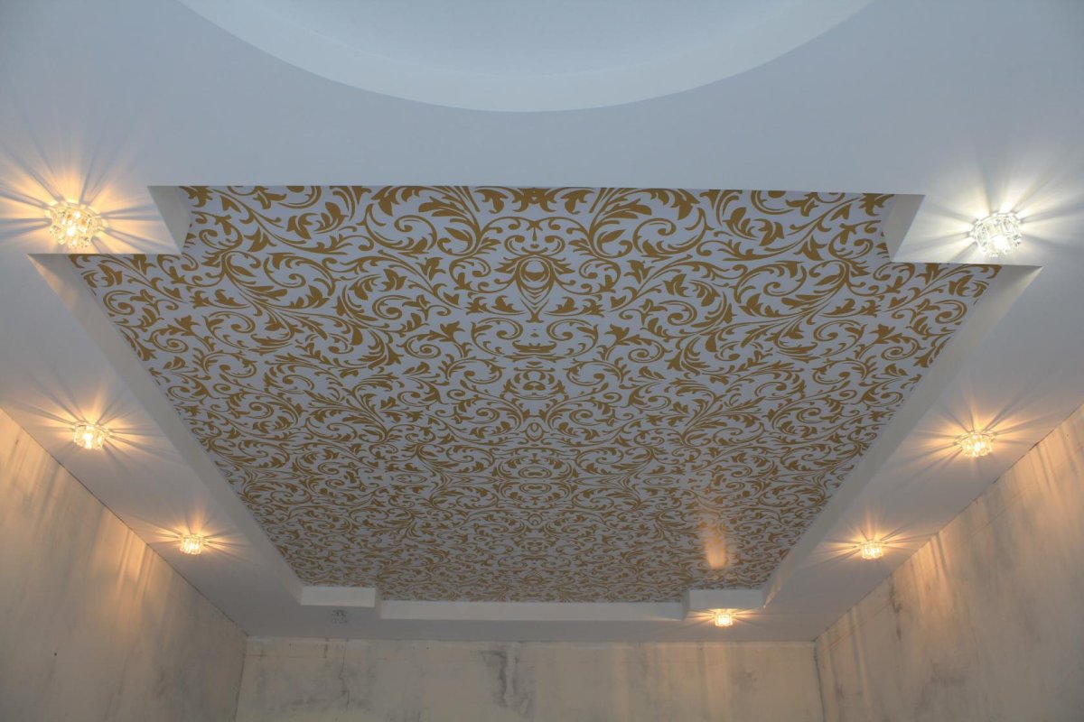 Кружевной потолок натяжной