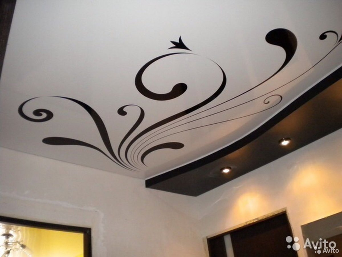 Натяжной потолок с Фламинго