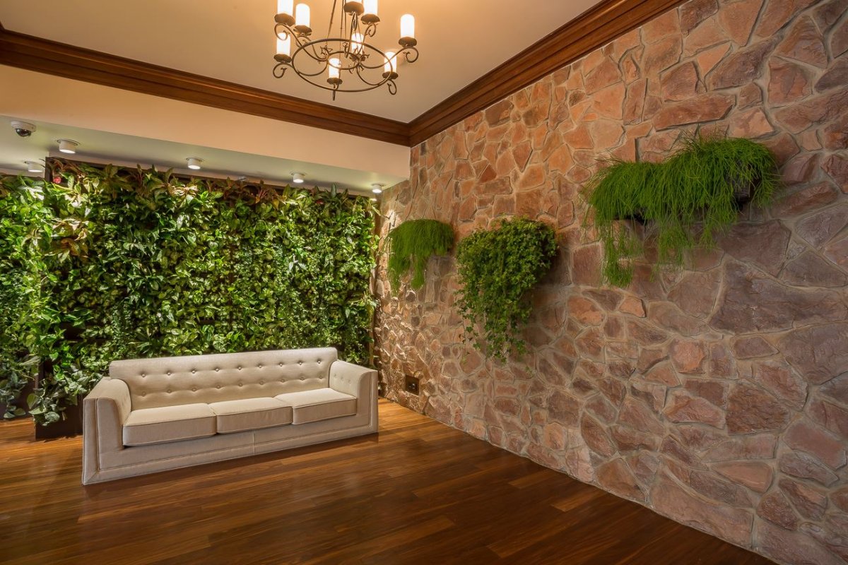 Искусственные растения в интерьере квартиры