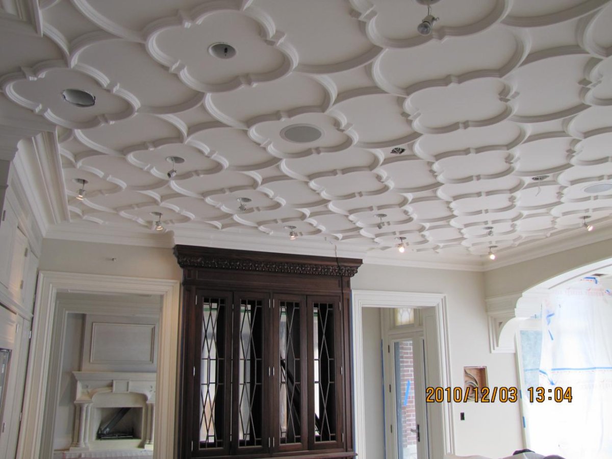 Лепка на потолке